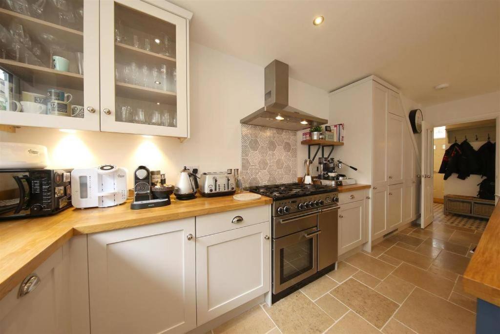 Perfectly Positioned Pad Villa Cardiff Exterior photo
